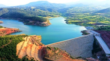 Balık avlamak için girdiği baraj gölünde kayboldu