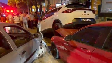 İzmir'de Direksiyon Başında Kalp Krizi Geçiren Sürücü Hayatını Kaybetti
