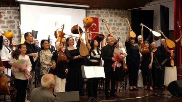 Edirne'de Duygu Dolu Türkü Gecesi
