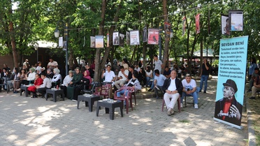 Genç Yazarların Kitap Tanıtımı