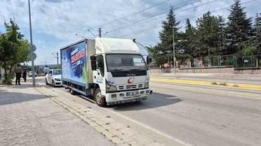 Eskişehir'de 9 yaşındaki çocuğa su kamyonu çarptı