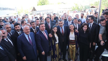 Bakan Tekin'den birlik ve beraberlik vurgusu