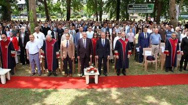 OMÜ'de mezuniyet sevinci