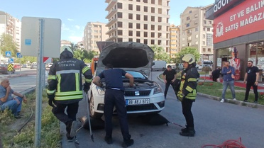 Kayseri'de Otomobilden Yılan İhbarı