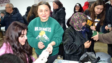 Kayalar'da Sağlık Taraması ve İlk Yardım Eğitimi
