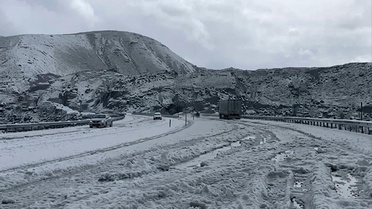 Tendürek Geçidi'nde Yaz Ortasında Dolu Yağışı