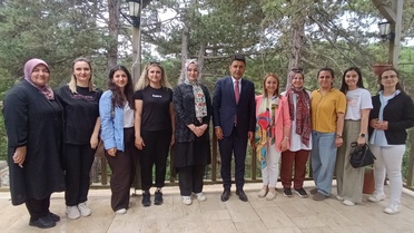Bakan Yardımcısı Boyraz, Bilecik'te Tabiat Parkı'nı Ziyaret Etti