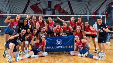 Yaşar Üniversitesi Kadın Voleybol Takımı Şampiyon!