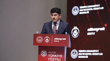 Aile ve Sosyal Hizmetler Bakanı Göktaş, 'Ailede Türkiye Yüzyılı Zirvesi'nde konuştu