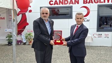 Bafra'da Kızılay Kan Alma Birimi Açıldı