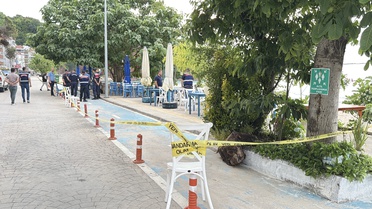 Amasra'da Dalgalarla Sahile Vuran İHA Bulundu