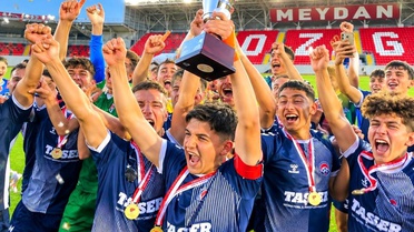 Bursa Orhangazi U18 Türkiye Şampiyonu