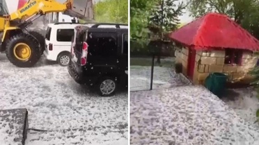 Kars'ta fındık büyüklüğünde dolu yağdı: Akyaka ve Arpaçay beyaza büründü