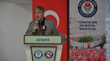 Kütahya'da 'Bir Bilenle Bilge Nesil' Yarışmasının Ödül Töreni