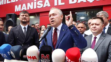 MHP Manisa İl Başkanlığı'nda devir teslim