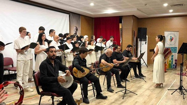 Düzce'de Özel Renkler Sergisi ve Korosuyla Coşku