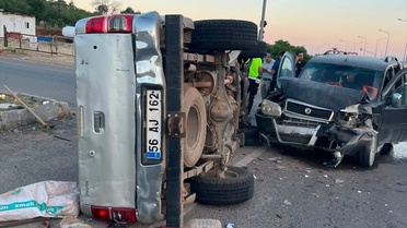 Siirt'te Trafik Kazası: 2 Yaralı