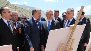 Hakkari'de terör yerine barış ve kalkınma