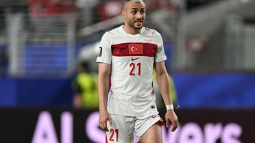 Barış Alper'den ıslıklı protestoya beklenmedik karşılık