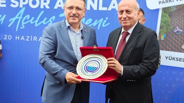 Beşikdüzü'nde Yeni Çocuk Parkları Açıldı