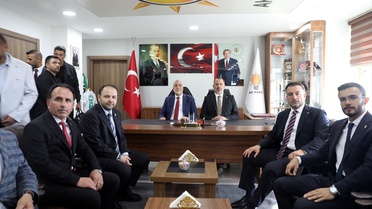 Bakan Işıkhan Ardahan'da Ziyaretlerde Bulundu
