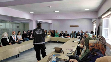 Erzincan'da 7 bin 288 kişiye uyuşturucuyla mücadele eğitimi verildi