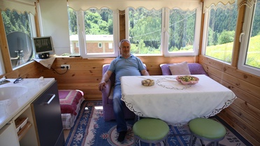 Emekli Mehmet Kan'dan Yükseklerde Ev