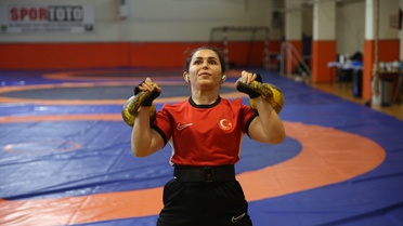Kadın Güreş Milli Takımı Demirkazık'ta Kamp Yaptı