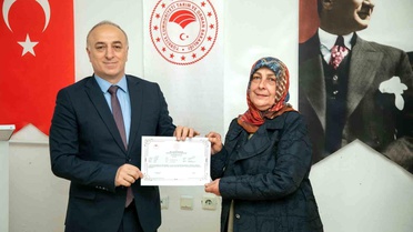 Safran yetiştiriciliği eğitimi alan üreticilere sertifika töreni düzenlendi