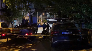 Ümraniye'de Park Halindeki Araçta Silah ve Kan İzi Bulundu