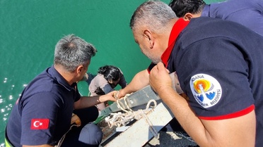 Aladağ'da Köprüden Düşen Kadın Kurtarıldı