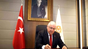 Bakan Güler'den Babalar Günü mesajı