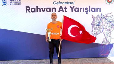 Bursa'da Rahvan At Yarışları nefes kesti