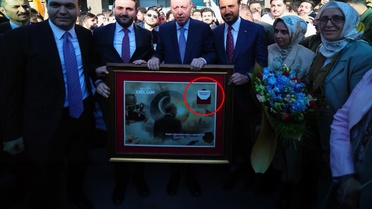 Gençlerden Erdoğan'a Babalar Günü sürprizi! Tablodaki not duygulandırdı