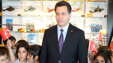 Miniklerden Vatansever Bağış