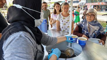 Antalya'da 40 Bin Aşure Dağıtılacak