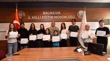Türkçe Yarışmasında Başarı Ödülleri