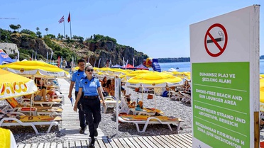 Büyükşehir zabıtasından 'Dumansız plaj' uygulaması denetimi