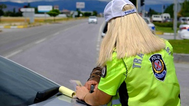 Düzce'de Trafik Denetimleri Sıkılaşıyor