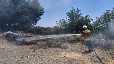 Hassa'da otluk alandan alevler yükseldi