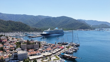 Marmaris'e 1750 Turist Getiren Kruvaziyer