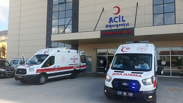 Burdur'da Tarım İşçileri Minibüsü Devrildi: 8 Yaralı