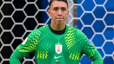 Muslera 30 metreden gol yedi, Yeşil Burun Adaları yine tarih yazdı