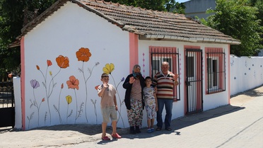 Sultaniçe'de Çiçek Enez Projesi Tamamlandı