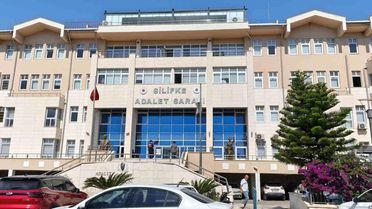 Silifke Belediyesi'ne yönelik operasyonda gözaltına alınan 19 şüpheli adliyeye sevk edildi