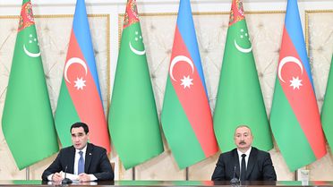 Türkmenistan ve Azerbaycan Liderleri Görüşme Gerçekleştirdi