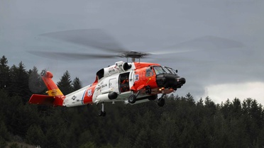 Alaska'da Helikopter Düştü