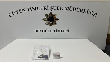 Beyoğlu'nda kargo hırsızlığı: 68 yaşındaki şüpheli yakalandı