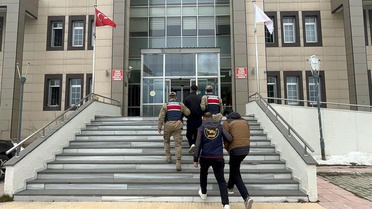 Bitlis'te Göçmen Kaçakçılığı Operasyonu