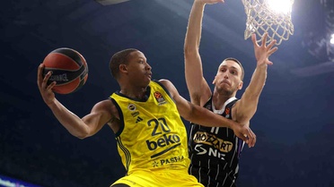 Fenerbahçe, Devon Hall ile yolları ayırdı